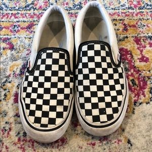 Men’s checkered Vans Sz 9.5-or will fit Women’s 11